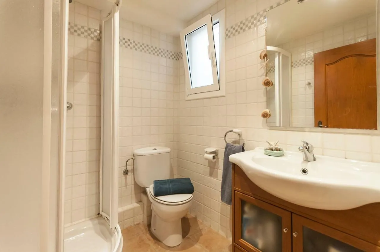 Lets Holidays Codolar 2 Apartment توسا ذي مار 0*,  إسبانيا